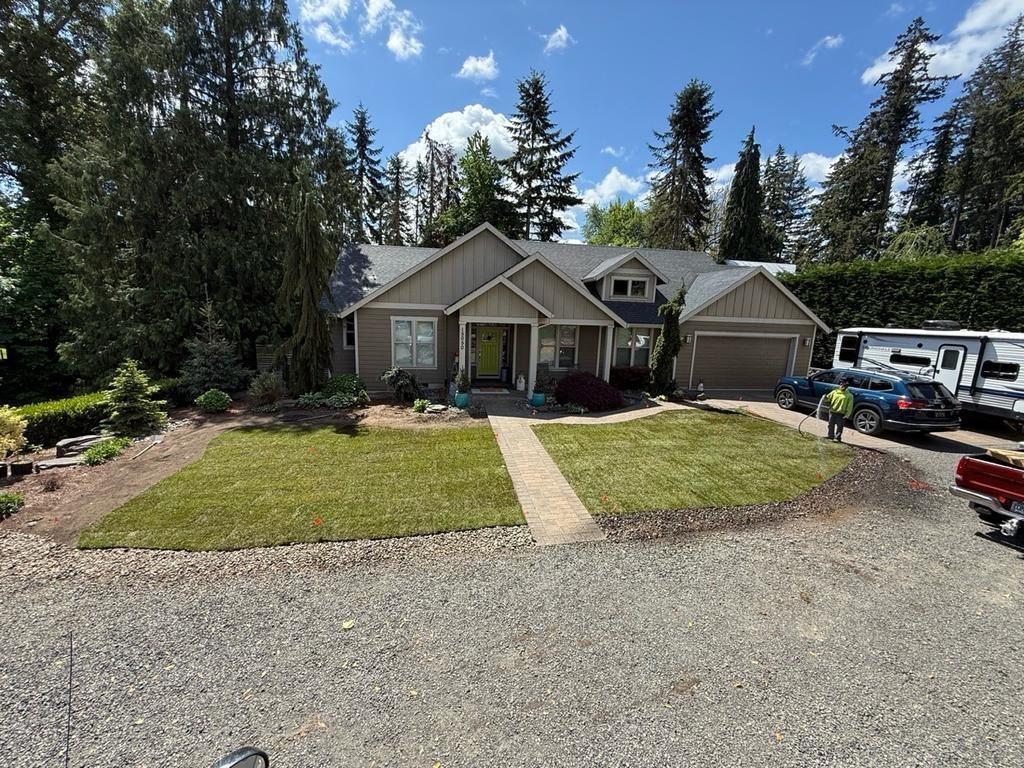 Spring yard cleanup in Salem Oregon by Giron Landscaping